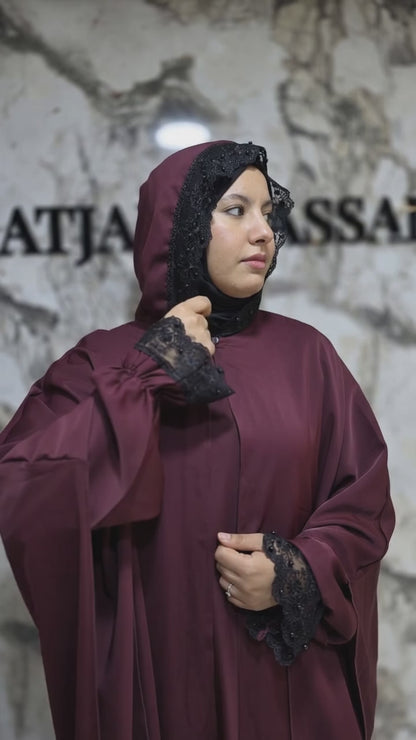 اكتشفي الفخامة: عباية + كاب سلهام بتوب كريب روزا